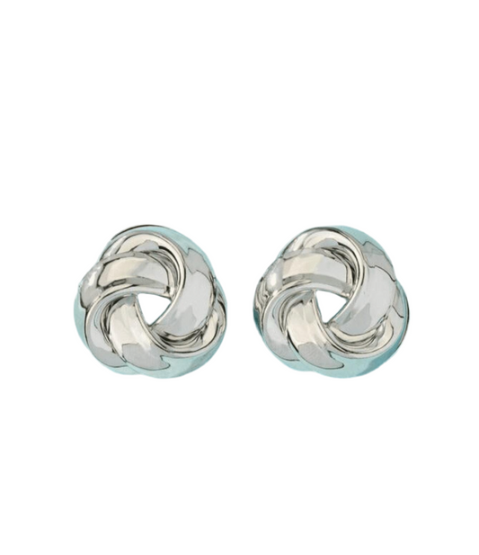 Silver geometric shape erring