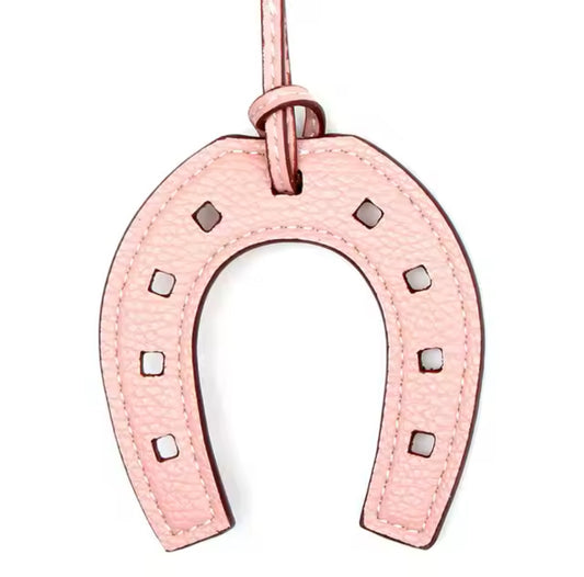 Horse shoe charm - Baby pink