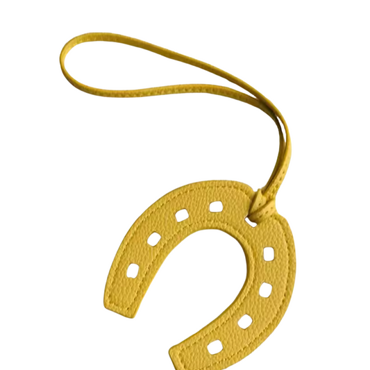 Horse shoe charm - Yellow